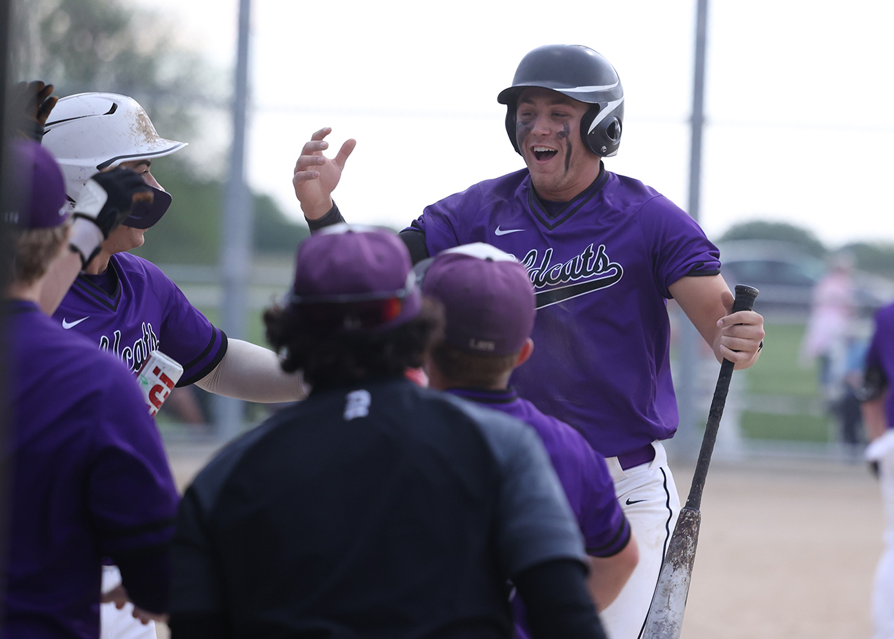 Wildcats clinch share of league title with Senior Night win over Eudora